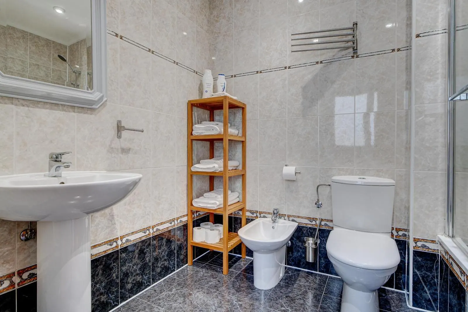 Appartement Luminoso Atico Con Terraza, Irun, Parking, 4Pax