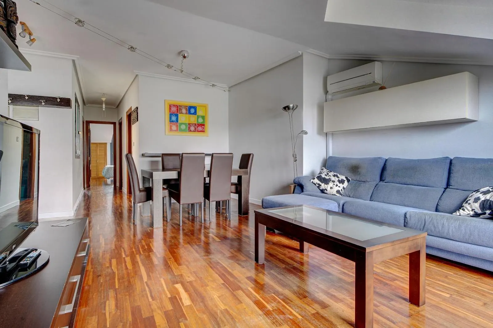 Appartement Luminoso Atico Con Terraza, Irun, Parking, 4Pax