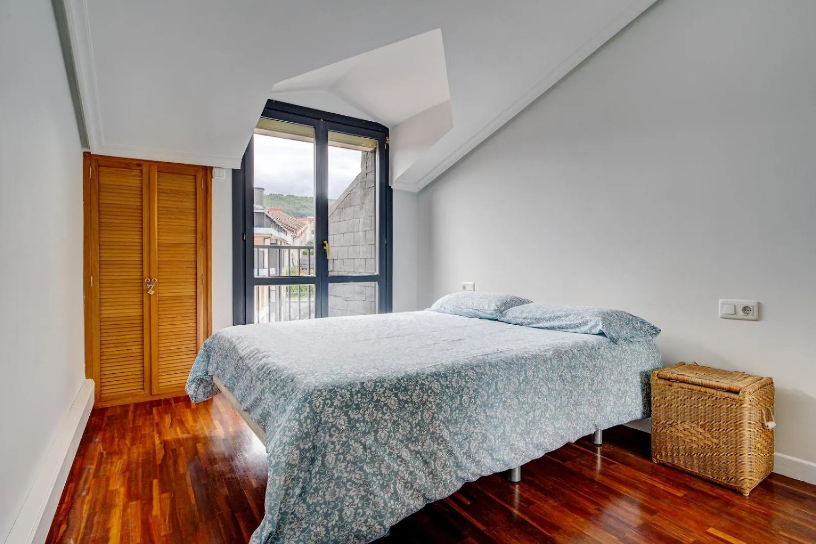 Appartement Luminoso Atico Con Terraza, Irun, Parking, 4Pax Espagne