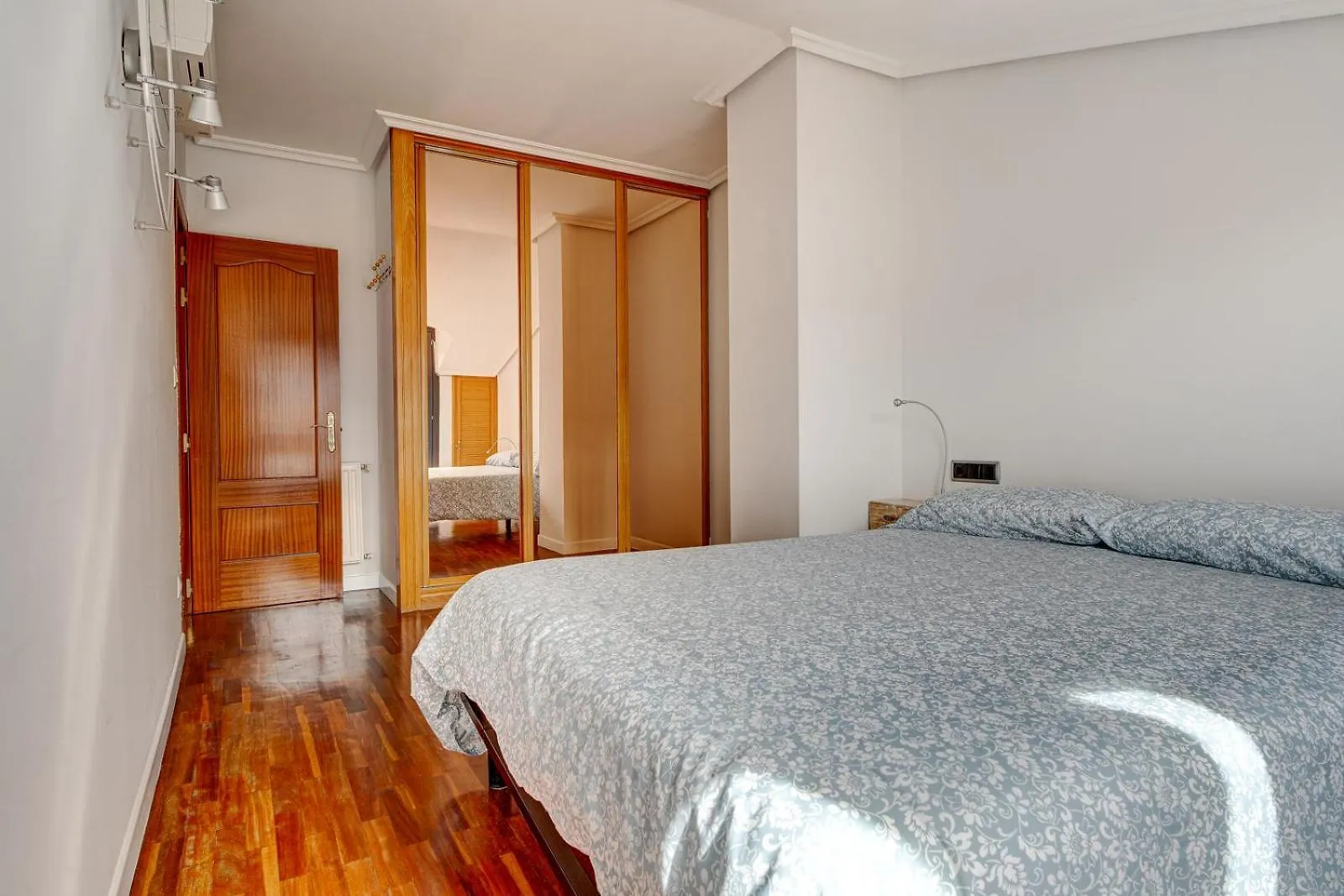 Appartement Luminoso Atico Con Terraza, Irun, Parking, 4Pax  Irun