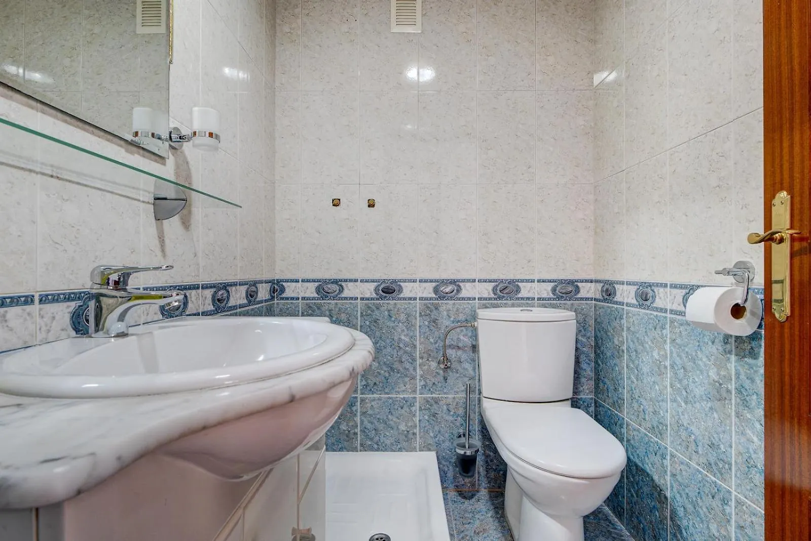 Appartement Luminoso Atico Con Terraza, Irun, Parking, 4Pax