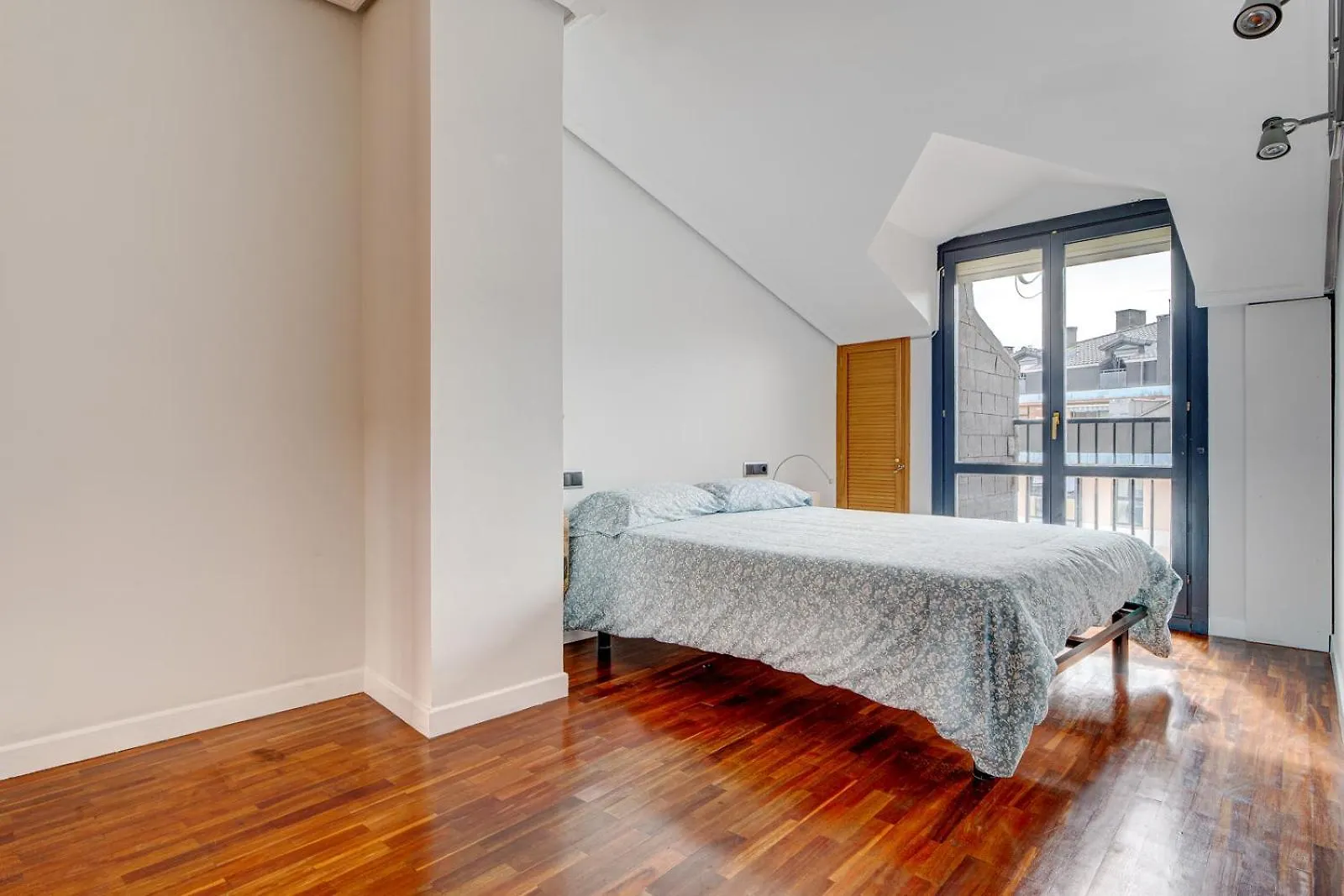 Appartement Luminoso Atico Con Terraza, Irun, Parking, 4Pax Irun